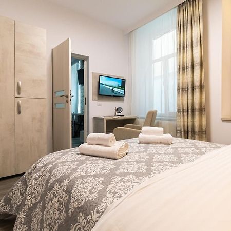 Okbrasov - Apartment & Studio In The Heart Of Old Town, Moments Away From The Black Church Buitenkant foto